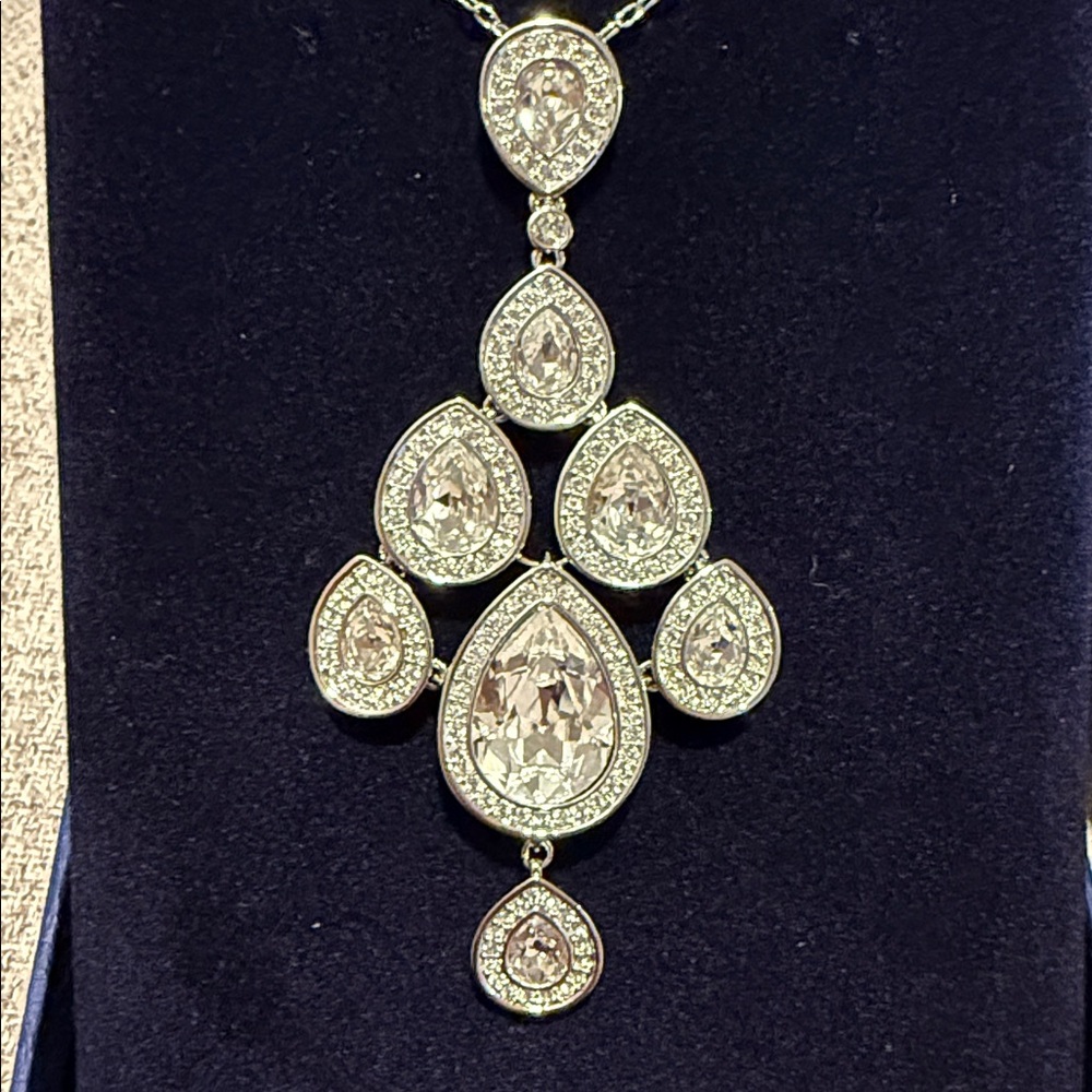 NEW- Swarovski Crystal Necklace- 1156253 - Picture 2 of 4